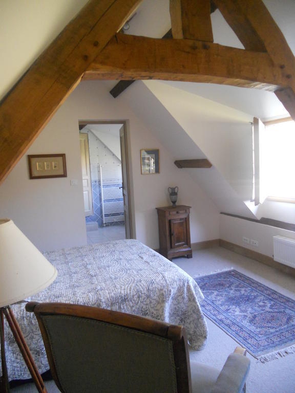 Bed and Breakfast Les Vieux Guays Cerdon  Habitación foto